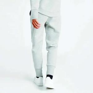 Nouveau style 2026, conception de logo de marque personnalisée, 66% coton, 34% polyester, gris clair, chaleur, coupe standard, vêtements de sport, survêtement en polaire technique - Product Image 2