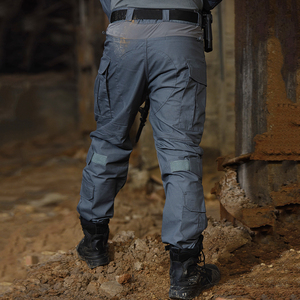 Vente en gros de pantalons style slim fit multi-poches latérales pantalons cargo tactiques 6 poches pour hommes - Product Image 2