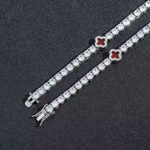 Chaîne de tennis élégante de 20 pouces avec 4 diamants en forme de feuille Moissanite or jaune 10K or argent plaqué cadeau pour les États-Unis - Product Image 3