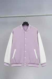 Chaqueta Universitaria Vintage Personalizable, 100% Lana, Reversible, Talla XS, Bordada, Botones de Mezclilla 3D, Servicio OEM Disponible - Product Image 3