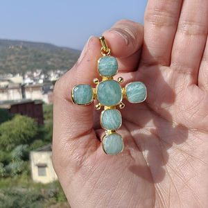 Pendentif en amazonite naturelle taille coussin, plaqué or 18 carats, en laiton, style hip-hop, avec croix chrétienne Jésus, cadeau pour femme - Product Image 3