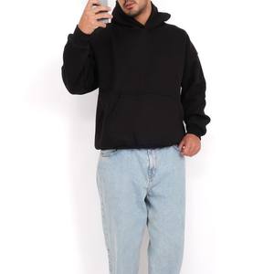 เสื้อฮู้ดดี้ผ้าฝ้าย100% สีดำทรงหลวมใส่สบายพิมพ์ลายนูนสำหรับฤดูหนาว - Product Image 4