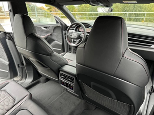Bonne affaire pour Q8 quattro Premium Plus 55 TFSI 2025 d'occasion avec pack Executive, démarrage à distance, sièges en cuir, jantes en alliage - Product Image 6