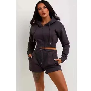 Conjuntos de Top corto de mujer de alta calidad Primavera Tallas grandes Longitud corta con logotipo recortado frontal 100% Algodón Estilo de calle alta - Product Image 4