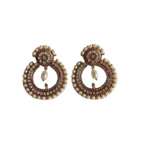 Haath Phool Pakistaní Vintage Chapado en Oro con Delicadas Cadenas de Perlas y Anillos Florales para las Manos - Product Image 3