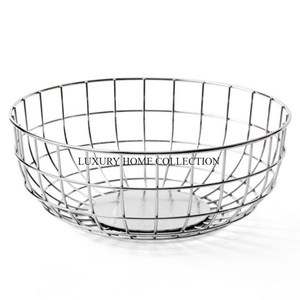 Cesta de frutas y pan de hierro nueva de diseño único ideal para temas de cocina rústicos y contemporáneos en venta - Product Image 4