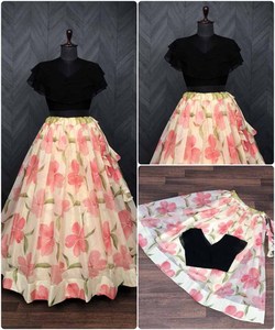 Lehenga Choli imprimé numérique Georgette à la mode avec Dupatta Party Wear fabrication prix de gros vêtements ethniques - Product Image 4