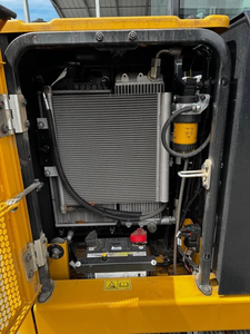 Boîte de vitesses hydraulique mini pour excavatrice sur chenilles 305.5E2 de 6 tonnes, haute qualité, faible consommation de carburant, haute efficacité opérationnelle - Product Image 2