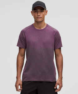 T-shirt pour homme en coton 100% OEM, t-shirt personnalisé, impression en relief, logo graphique, manches courtes, t-shirt pour homme - Product Image 1