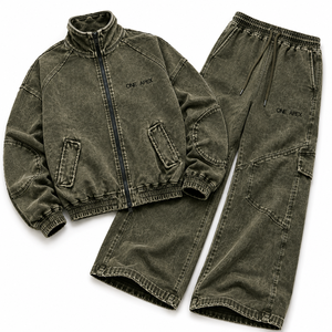 Conjunto de Chándal Oversize Verde Oliva Vintage Lavado Personalizado con Pantalones Cargo de Pierna Ancha, Estilo Urbano, Fabricante OEM ODM de Marca Privada Profesional - Product Image 3