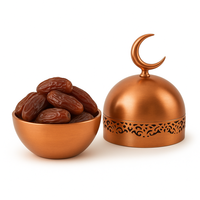 Vente chaude Pot de date en métal rouge cramoisi avec couvercle en croissant Coupe au laser Bol de fruits secs islamique pour l'Aïd Ramadan et les cadeaux de fête