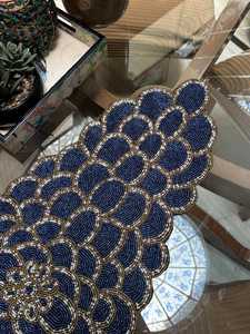 Napperon perlé Chargeur rond fait à la main pour salle à manger de luxe et décor de vacances Pièce unique perlé à la main, napperon, pendaison de crémaillère - Product Image 2