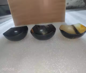 Bol en corne écologique fabriqué à la main pour une utilisation quotidienne par l'artisanat en croissant - Product Image 2