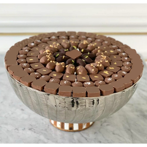 Bol à chocolat en métal argenté fait à la main de qualité de luxe accessoire de salle à manger de luxe pour hôtel porte-dessert bol de service de bonbons - Product Image 1