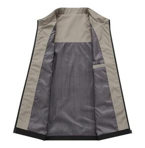 แจ็คเก็ตกันลมกันน้ำสำหรับผู้ชายเสื้อกันลมผ้านุ่มสำหรับฤดูหนาวเสื้อโค้ทมีฮู้ดแบบถอดออกได้โลโก้ออกแบบได้ตามที่ต้องการสำหรับผู้ชาย - Product Image 2