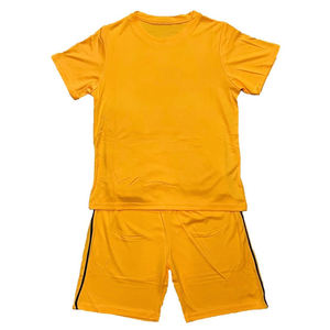 Nouveautés Ensembles de shorts de sport deux pièces pour hommes à sublimation vêtements d'été respirants ensemble d'été pour hommes avec logo personnalisé - Product Image 1