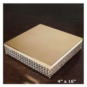 Exhibidor de Pasteles de Hierro con Diseño Único, Borde Liso y Base Rectangular para Cupcakes y Repostería, Precio de Exportación - Product Image 4