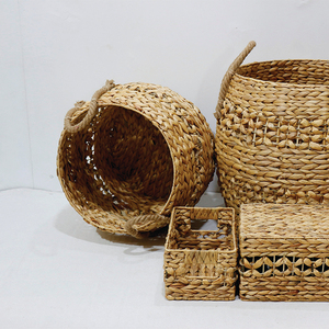 Ensemble de 4 paniers de rangement multifonctionnels en jacinthe d'eau tissés à la main, écologiques et rustiques, de forme mixte, Artex Dong Thap - Product Image 6