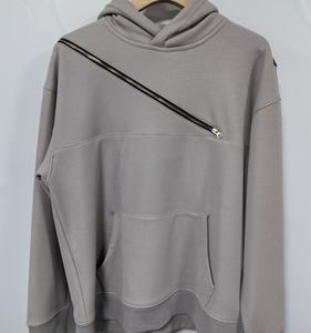 Sweat à capuche de sport en polaire Tech personnalisé pour hommes, col imprimé camouflage, tricoté en polyester et coton, style formel pour la saison de printemps - Product Image 6