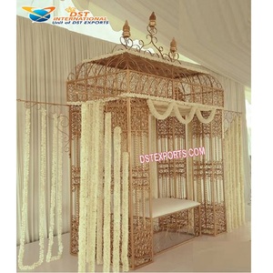 Nouveau design de siège en métal pour la mariée Pré mariage Photoshoot siège de mariage en métal cristal siège de mariage de luxe pour l'événement Mehndi - Product Image 1