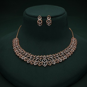 Collier statement serti à griffes 2,902 ct, boucles d'oreilles clous de luxe 0,416 ct, or jaune 18 carats, ensemble de bijoux en diamant de laboratoire pour femmes - Product Image 1