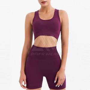Ensemble de yoga en polyester et élasthanne pour femmes, haute qualité, taille élastique sans couture, motif uni, résistant à l'eau, vente chaude d'été - Product Image 1