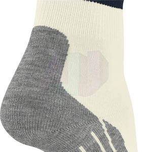 Chaussettes de sport athlétiques légères en spandex/polyester, absorbant la transpiration, respirantes, pour l'exercice, le yoga, l'usage quotidien et actif - Product Image 6