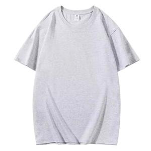 Camiseta clásica de manga corta con cuello barco para hombre, tela de algodón suave, camiseta informal cómoda para ropa deportiva y estilo de moda diaria - Product Image 2