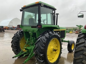 1973 pour John pour Deere 4430 2WD Tracteur de marche - Product Image 5