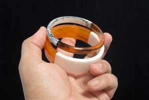 กำไลข้อมือลูกปัดนำโชคสำหรับผู้หญิงกำไลข้อมือทำจากไม้และเรซินหลากสีสำหรับเป็นของขวัญ - Product Image 3