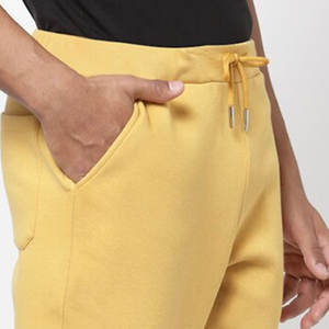 Jogging cargo utilitaire jaunes pour hommes |   Pantalon de survêtement fuselé en molleton de coton épais 330 GSM |   Survêtement streetwear personnalisé en gros - Product Image 5