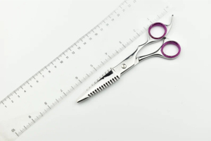 Ciseaux de barbier professionnels en acier inoxydable de qualité salon, fabrication de précision, légers, robustes, pour la coupe de cheveux - Product Image 4