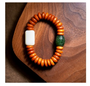 Collar de resina como hermoso collar multicolor hecho a mano con estilo de Ángel y budismo ecológico - Product Image 5