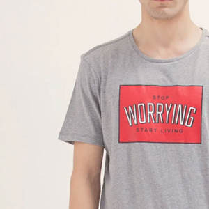 T-shirt personnalisé avec logo, 100% coton, style streetwear, imprimé DTG, couleur unie, vente en gros, qualité supérieure, séchage rapide et respirant - Product Image 6