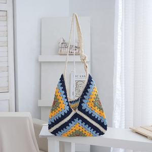 Hand-crocheted Single-shoulder <b>Bag</b> with French-style Cut-out Design, Women's <b>Bag</b> for Seaside Vacation, Casual Beach <b>Straw</b> <b>Bag</b> - Product Image 4