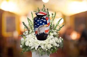 Urnes funéraires/funéraires pour adultes en aluminium de la plus haute qualité, solides et durables, de style américain. - Product Image 3