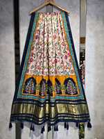 Bon marché en vrac Pure Gajji Silk Dupatta pour vêtements indiens et pakistanais Elegant Sheen avec des détails complexes