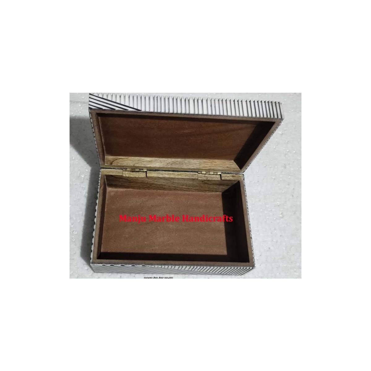 ธรรมชาติ