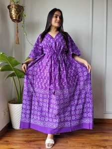 Robe caftan col V en coton imprimé ethnique sur mesure avec bordure-Style d'été Boho adapté aux clients de la boutique - Product Image 6