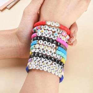 Kit de fournitures de perles de 2600 pièces pour la fabrication de bracelets - Product Image 3