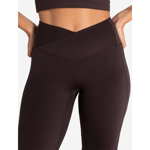 Venta al por mayor Espresso esculpir mallas acampanadas elástico suave esculpir cintura alta nueva y ropa activa moda gimnasio mallas para mujeres - Product Image 2