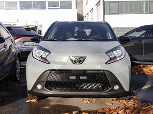 รถยนต์มือสองปี 2025 AYGO-X เกียร์ธรรมดา ขับเคลื่อน 2 ล้อ 72 แรงม้า เกียร์ SUV/ออฟโรด 998 ซีซี 5 สปีด พร้อมเซ็นเซอร์วัดแสง ระยะทางวิ่งน้อย - Product Image 4