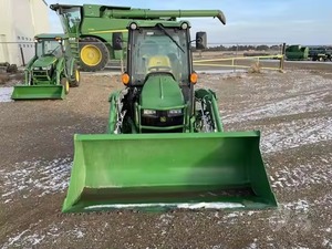 Tracteur agricole compact John-Deer 6120m bon marché avec accessoire d'extrémité de chargeur frontal Composant de noyau de moteur utilitaire 120HP en vente - Product Image 2