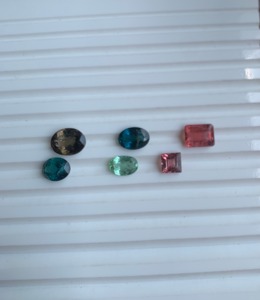 Hermosas Gemas de Turmalina Natural Multicolor de 11.60 Quilates, Corte Ovalado, Paquete Definitivo de 6 Piezas para Joyería Mehrajudin - Product Image 2