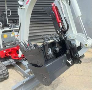 รถขุดขนาดเล็ก Takeuchi TB320 เครื่องยนต์ Yanmar 2.1 ตัน รถขุดขนาดกะทัดรัด แรงบิดสูง จัดส่งรวดเร็ว ราคาขายส่งจากโรงงาน - Product Image 5