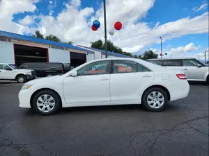 2010 Toyota Camry Le - Product Image 6