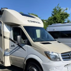 PROVEEDOR DE Autocaravana Usada T h o r Motor Coach <span class=keywords><strong>Com</strong></span> pass 24TF Clase B+ del año 2018 - Product Image 1