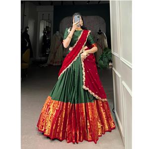 จำหน่ายชุดเลเฮนกาโชลีอินเดียใต้จากโรงงานโดยตรง สำหรับส่งออก งานปักประณีต ราคาสมเหตุสมผล - Product Image 1