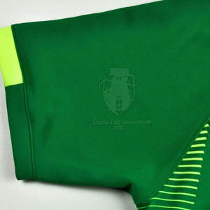 Uniforme de Fútbol para Hombre, Diseño Moderno, Transpirable, 100% Poliéster, Calidad Premium, Color Sólido, Personalizable para Venta en Línea - Product Image 5