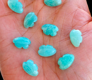 Amazonita natural Forma de nube Parte posterior plana Suave Tallado a mano Nube Briolette Cuentas Suave Forma de nube Piedra preciosa - Product Image 2